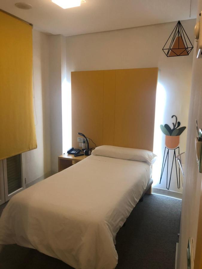 Hostal Albany León Exteriör bild